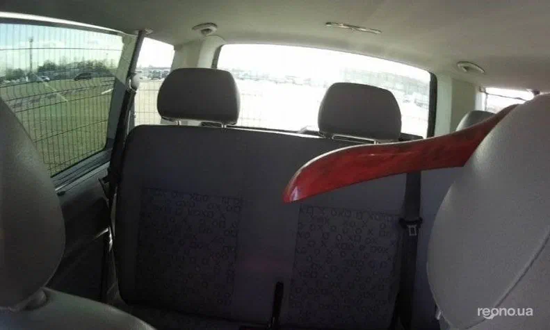 Volkswagen Caravelle 2008 - 7
