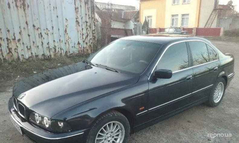 BMW 5 серія 1999 - 9