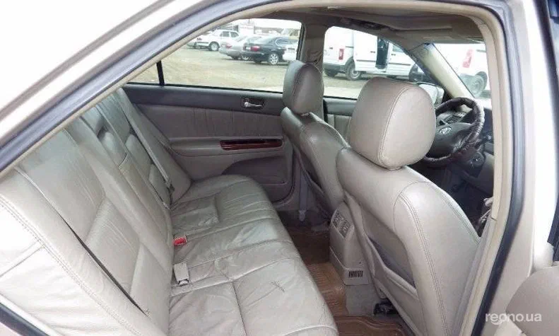 Toyota Camry 2002 - 16