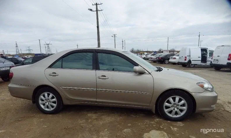 Toyota Camry 2002 - 3