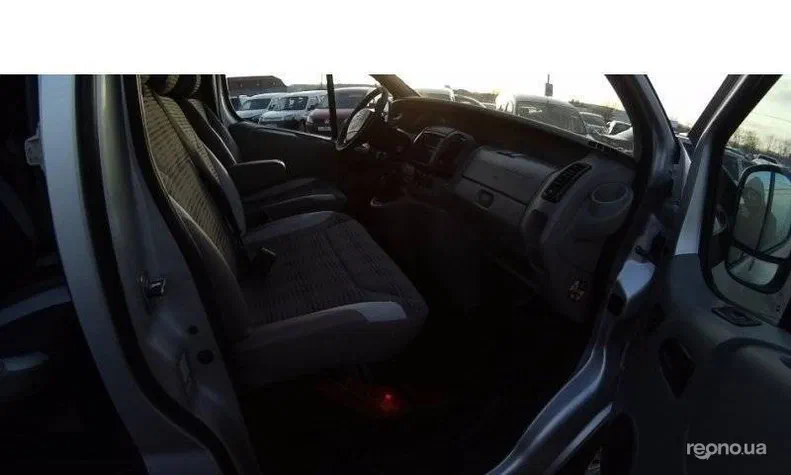 Nissan Primastar 2011 - 4