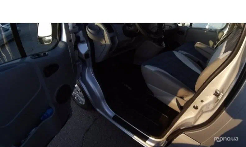 Nissan Primastar 2011 - 1