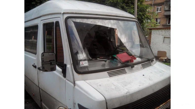 Mercedes-Benz 208D 1988 - 0