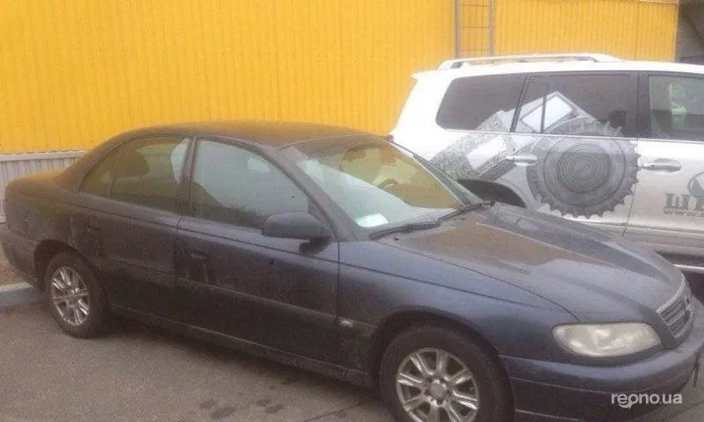 Opel Omega 2002 - 0