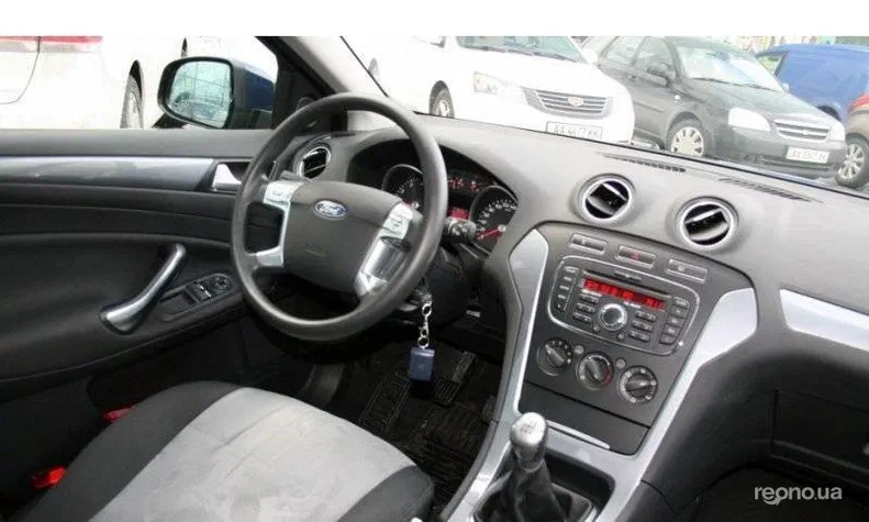 Ford Mondeo 2013 - 0