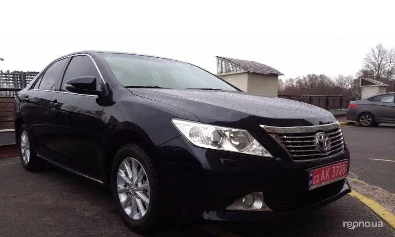 Toyota Camry 2012 - 4