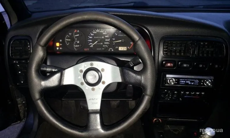 Nissan Primera 1992