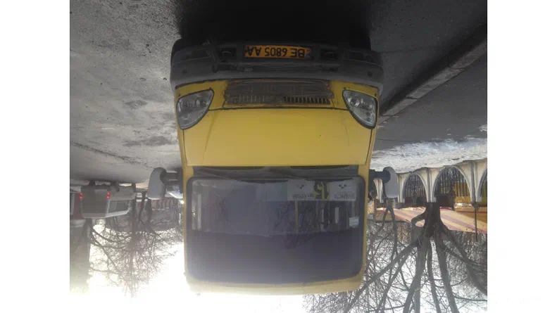 БАЗ 2215 2007 - 0