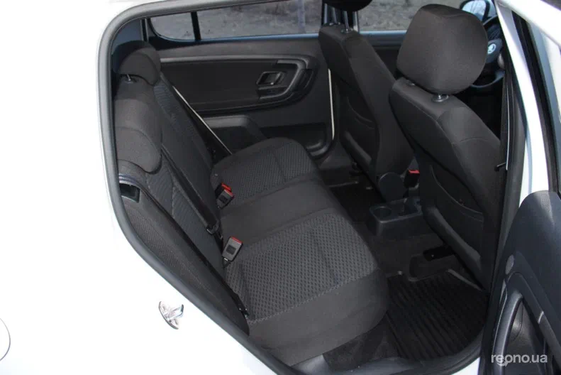 Skoda Fabia 2013 - 22