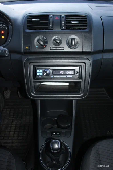 Skoda Fabia 2013 - 10