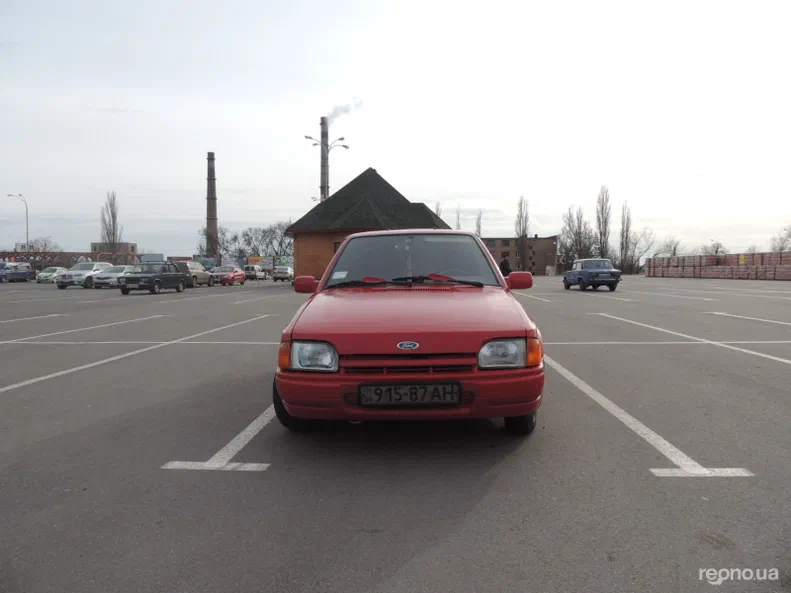 Ford Escort 1988 - 5