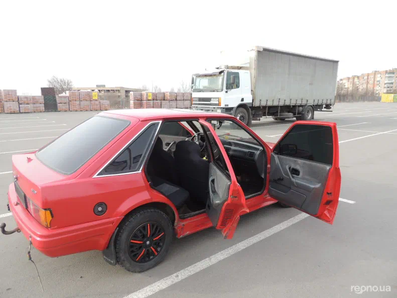 Ford Escort 1988 - 10