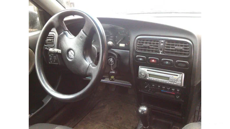 Nissan Primera 1991 - 8