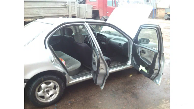 Nissan Primera 1991 - 6