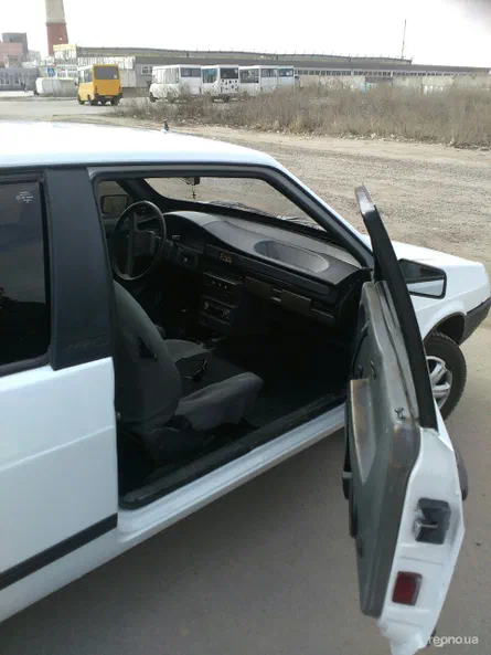 Lada (ВАЗ) 2108 1986 - 21