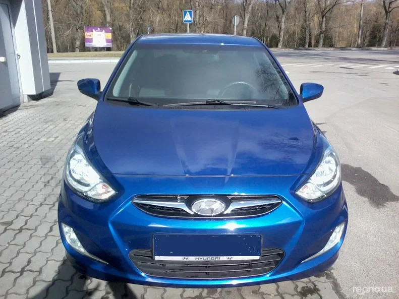 Hyundai Accent 2012 - 6