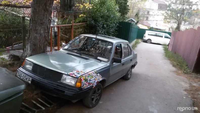 Volvo 300 Series 1988 - 7