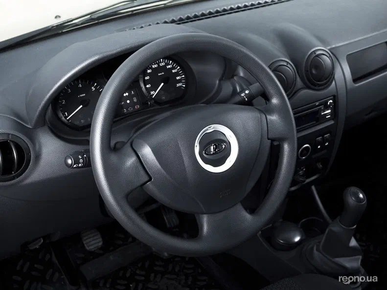 Lada (ВАЗ) Largus 2015 - 5