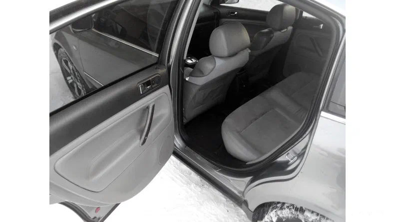 Volkswagen Passat 2001 - 6