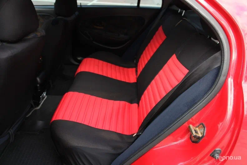 Mitsubishi Carisma 1999