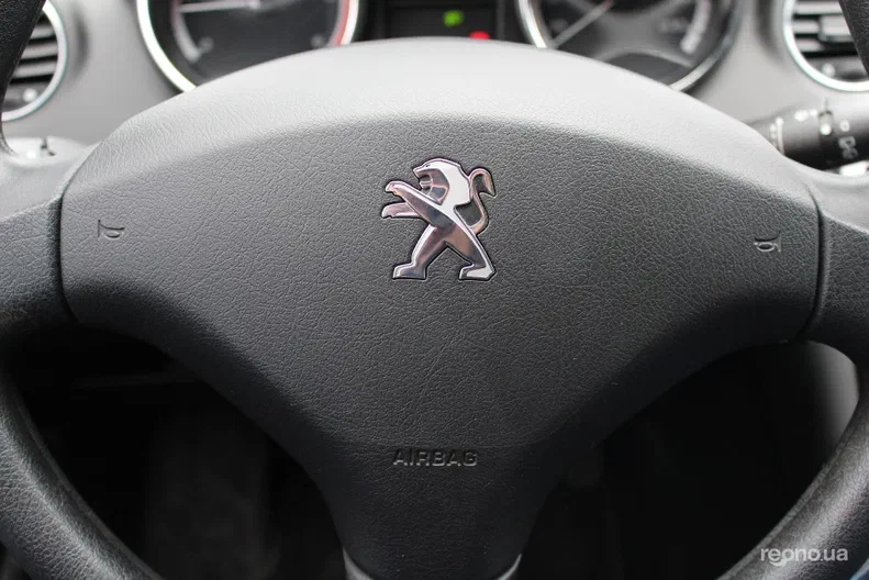 Peugeot 308 2012 - 21