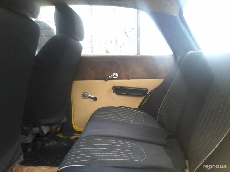 Москвич 2140 1988