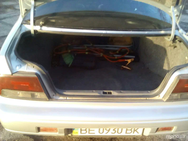 Nissan Maxima 1991 - 8