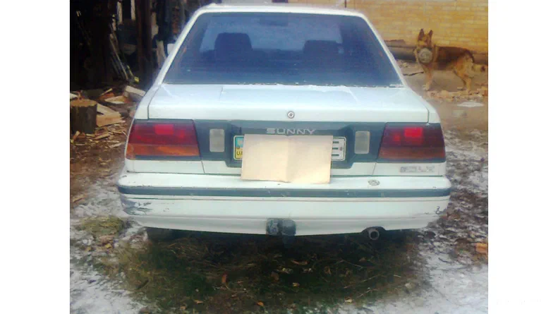 Nissan Sunny 1988