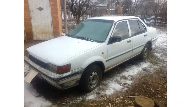 Nissan Sunny 1988