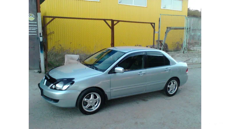 Mitsubishi Lancer 2005