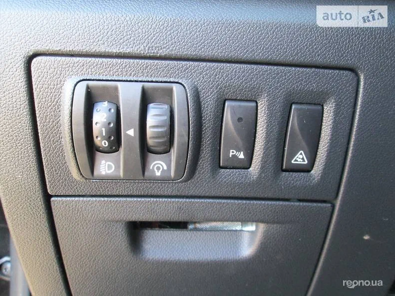 Renault Laguna 2010 - 5