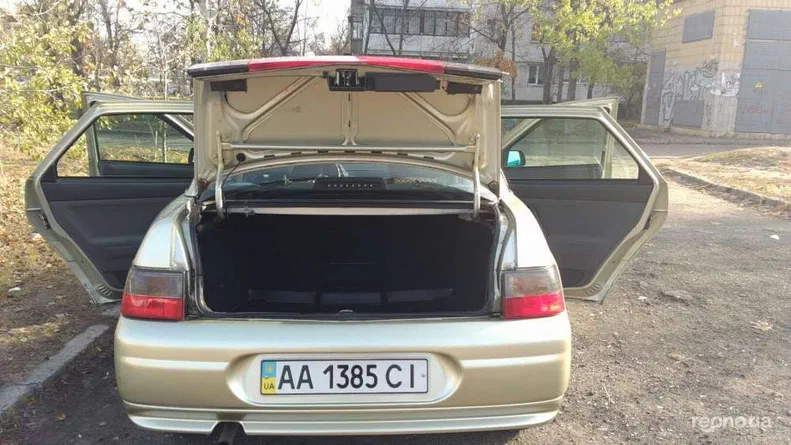 Lada (ВАЗ) 2110 1997 - 7