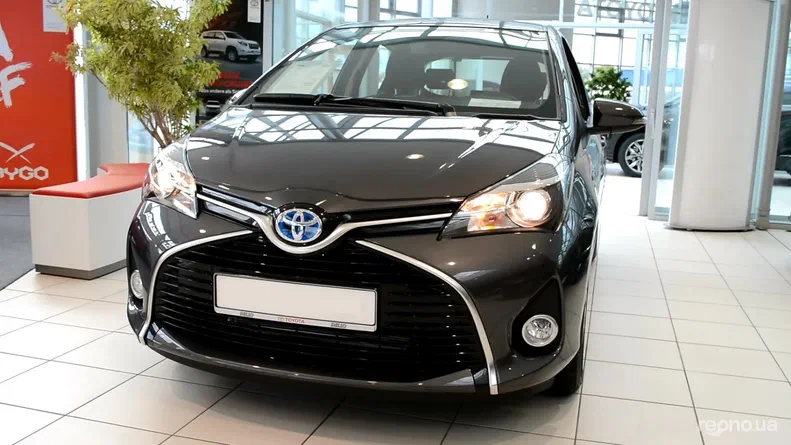 Toyota Yaris 2015