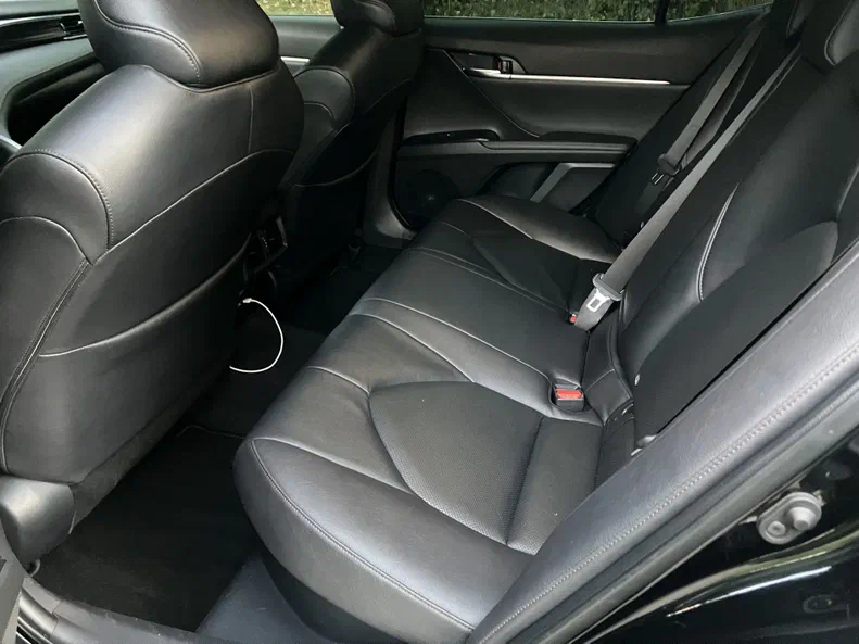 Toyota Camry 2020 - 12