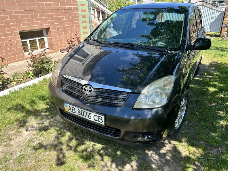 Toyota Corolla Verso 2002 - 0