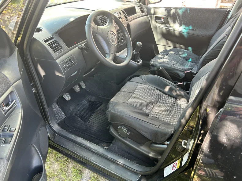 Toyota Corolla Verso 2002 - 5