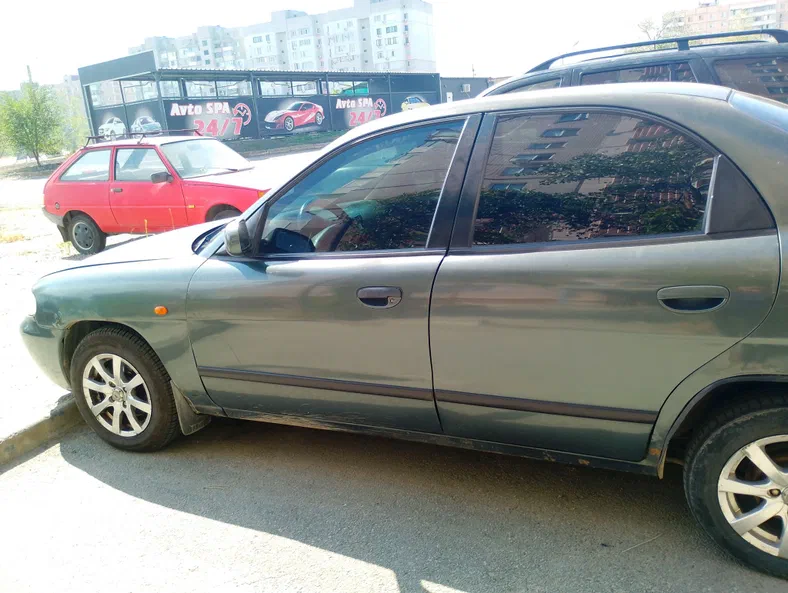 Daewoo Nubira 1998 - 1