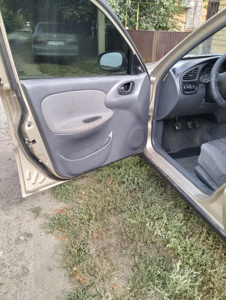 Daewoo Lanos 2002 - 2