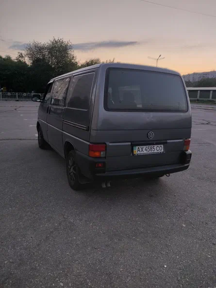 Volkswagen Transporter 2000 - 3