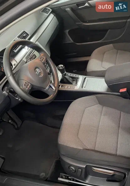 Volkswagen Passat (North America and China) 2013 - 4
