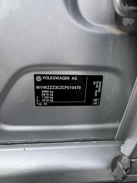 Volkswagen Passat 2011 - 18