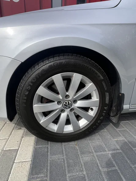 Volkswagen Passat 2011 - 23