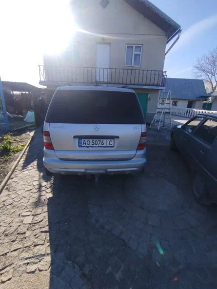 Mercedes-Benz M-Клас 2002 - 3