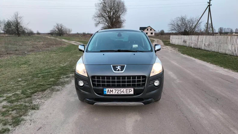 Peugeot 3008 2010 - 1