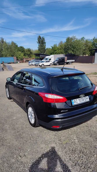 Ford Focus 2011 - 4