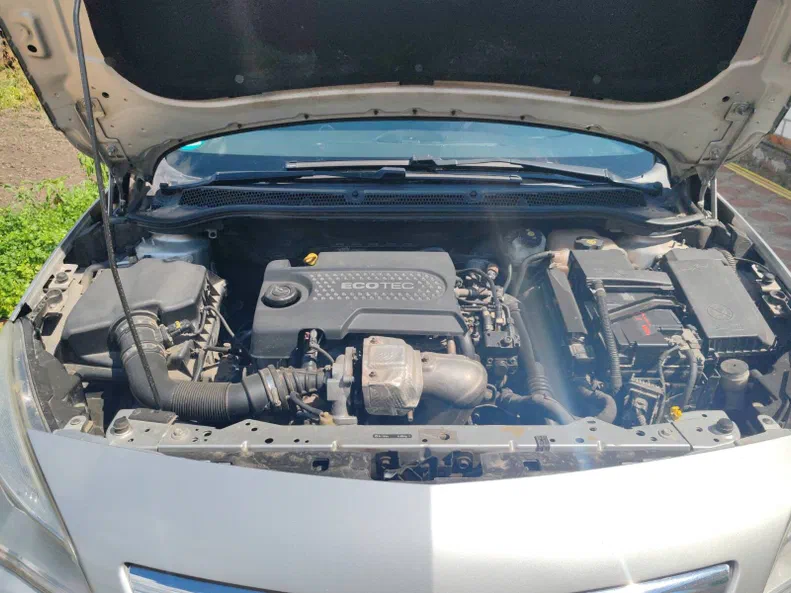 Opel Astra 2011 - 25