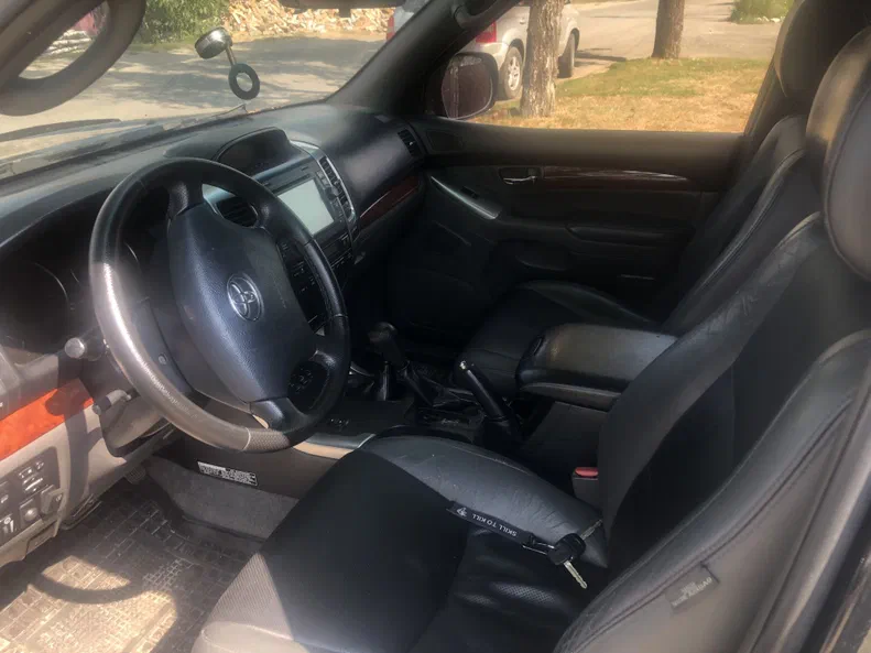 Toyota Land Cruiser Prado 2006 - 25