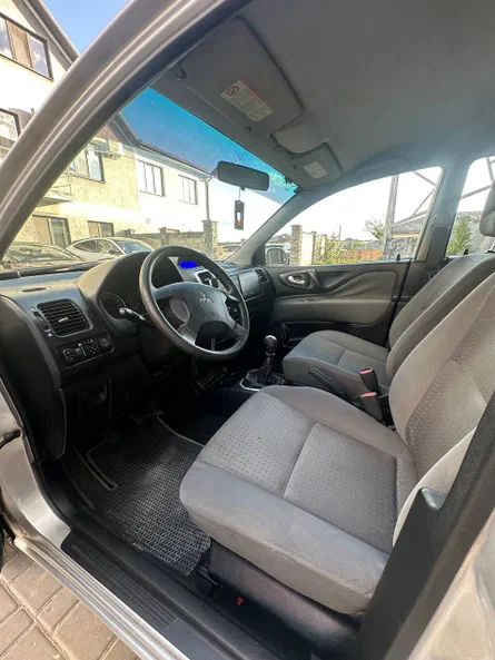 Mitsubishi Space Star 2004 - 10