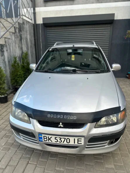 Mitsubishi Space Star 2004 - 3