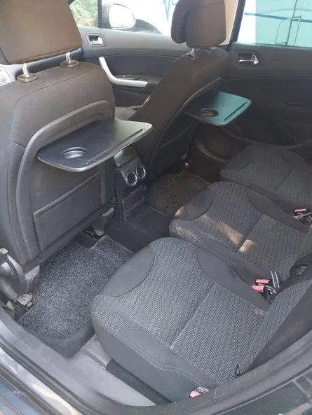 Peugeot 308 2008 - 11
